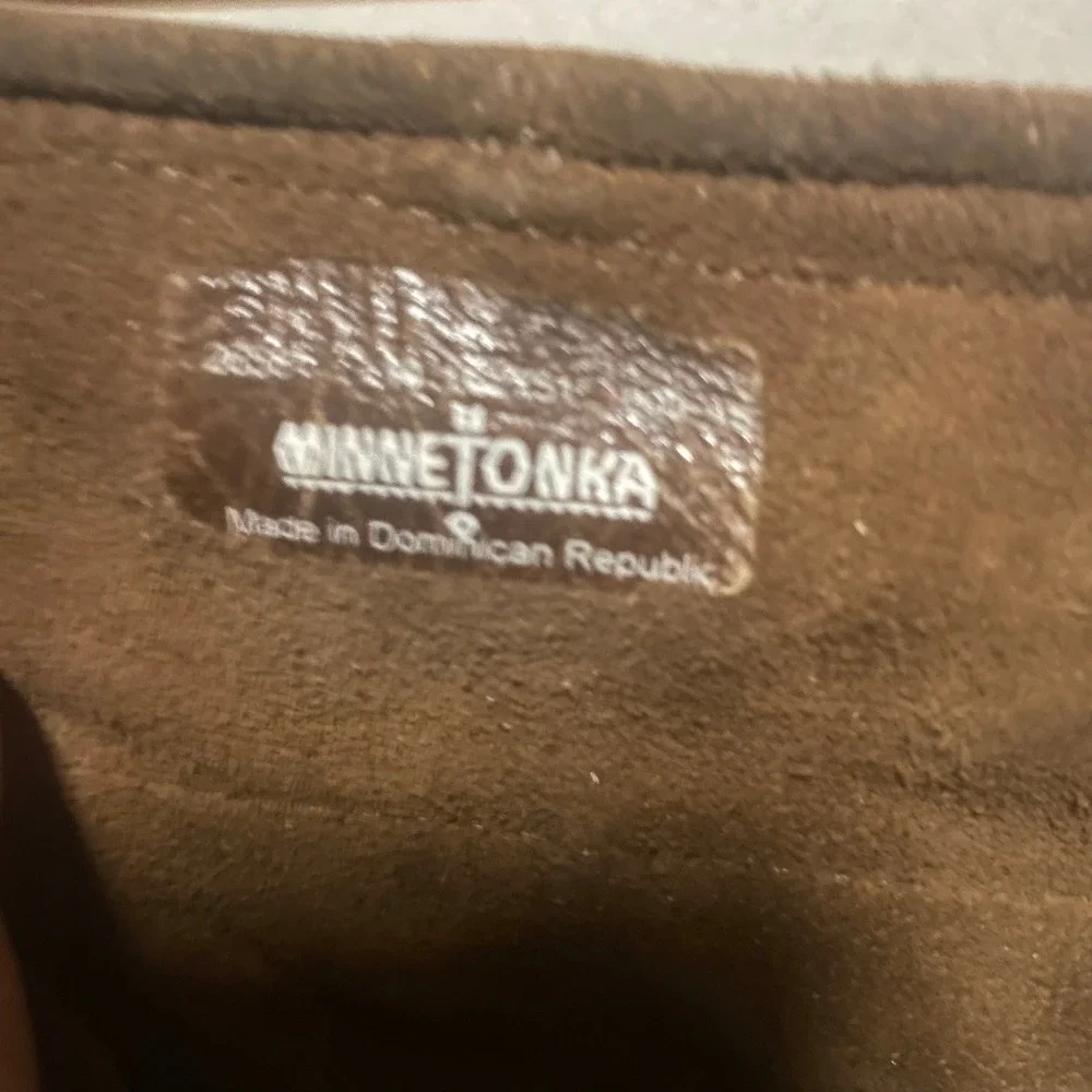 Minnetonka kids brown